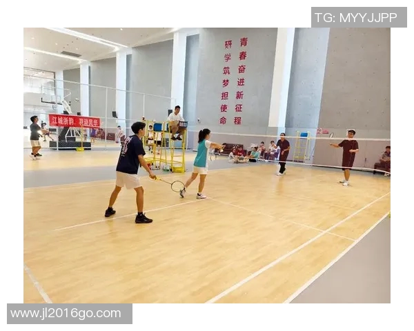 武汉羽毛球队荣登羽毛球团队协作排行榜第一名展现卓越团队精神与实力 武汉羽毛球队荣登羽毛球团队协作排行榜第一名展现卓越团队精神与实力