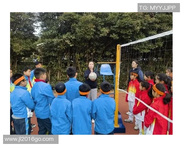 排球战术解析：深入探讨西安排球队快攻的秘密与技巧