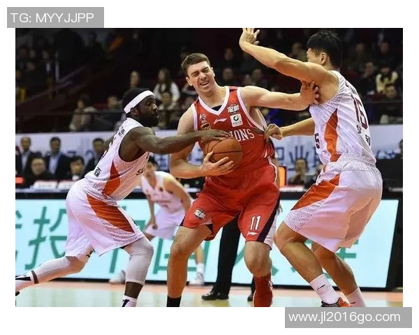 火箭季前赛对阵上海精彩录像回放全程回顾与分析