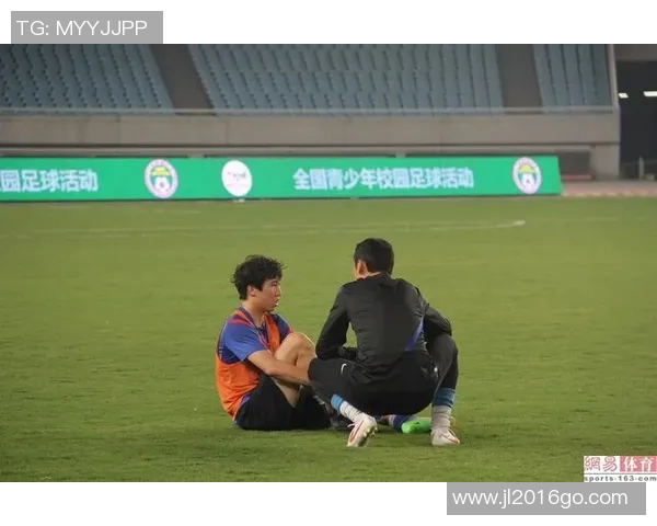 2013年舜天对阵恒大精彩回顾与比赛亮点分析