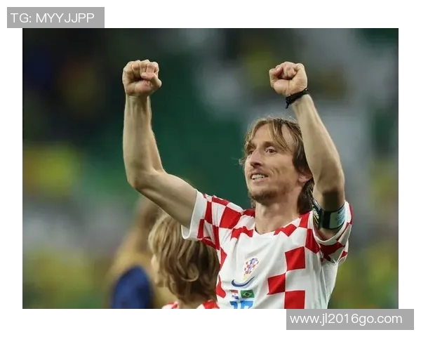 基尔队与雷根斯堡队激烈对决谁能在这场比赛中笑到最后