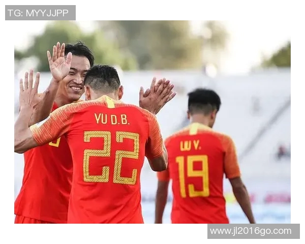 成都网球队实力引发热议球迷对其表现褒贬不一