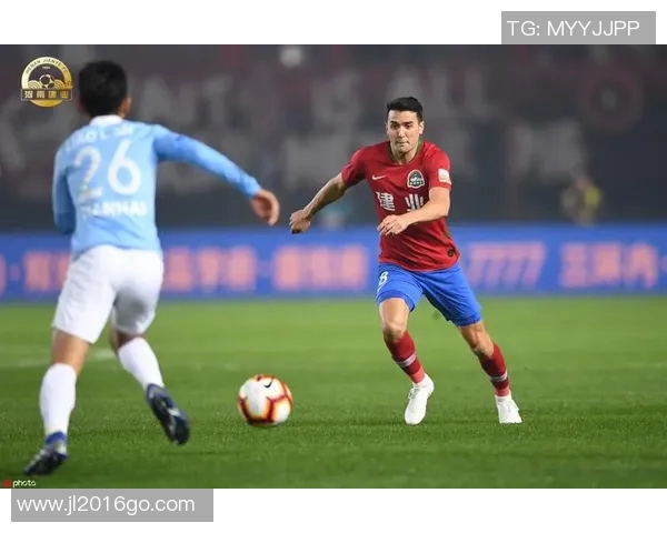 河南建业与天津天海激战正酣谁能在这场较量中笑到最后